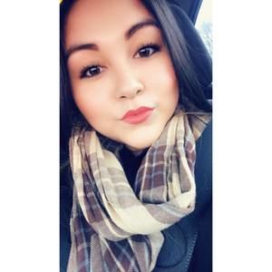 Meet your Posher, Elizabeth